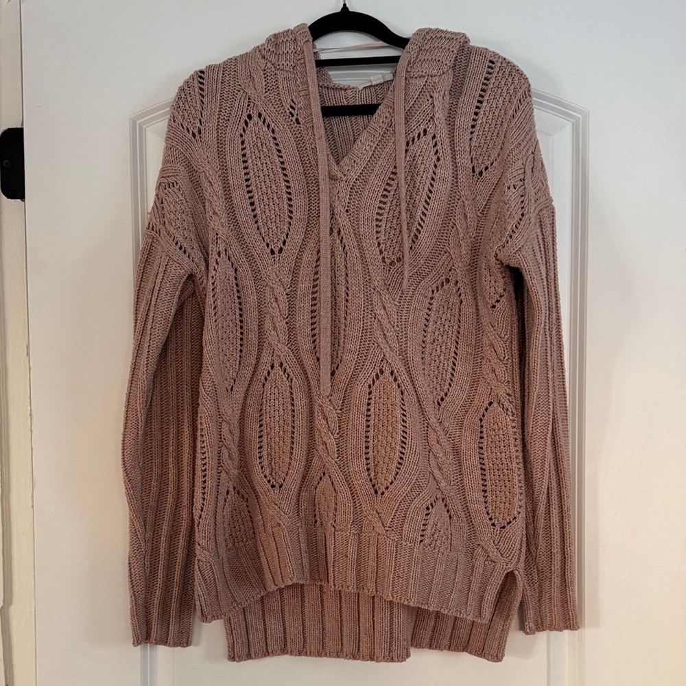 Cupio V-Neck Cable Knit Sweater - Mauve